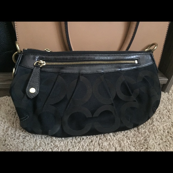 Authentic Coach bag! - Picture 2 of 7
